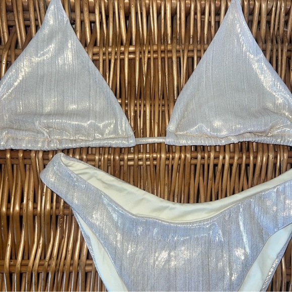 Shimmering White Bikini Set - Picture 2 of 4